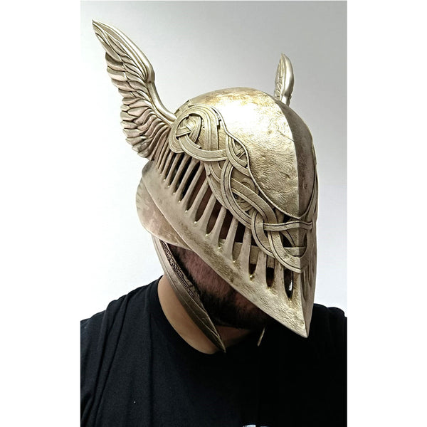 Limitierte Edition - ELDEN RING - Geflügelter Helm von Malenia mit Displayständer