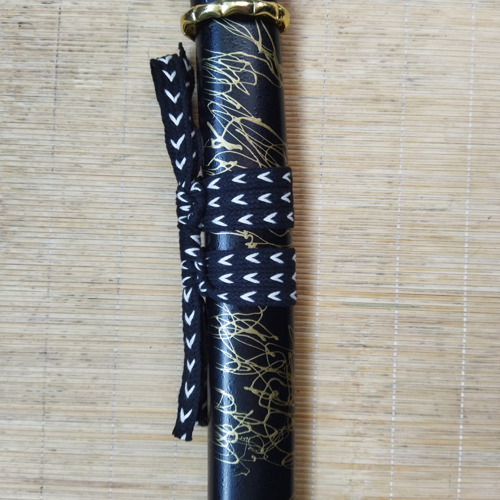 Ghost of Yotei - Zwart Gilded Night Katana - 104cm - 1045 Staal Full Tang Zwaard