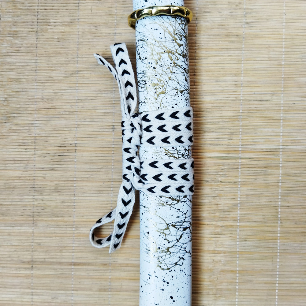 Ghost of Yotei - Wit Gilded Dawn Katana - 104cm - 1045 Staal Full Tang Zwaard