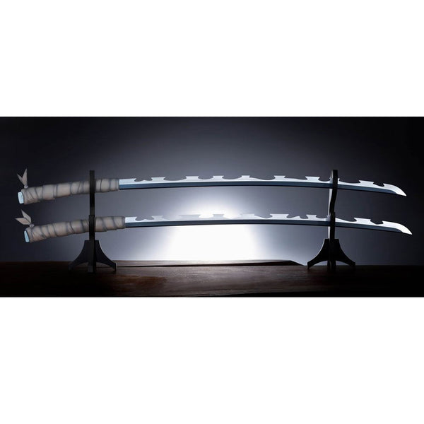 Demon Slayer - Kimetsu no Yaiba - Inosuke Hashibira - Proplica Replicas 1/1 ABS Plastic Electronic Nichirin Swords 93 cm